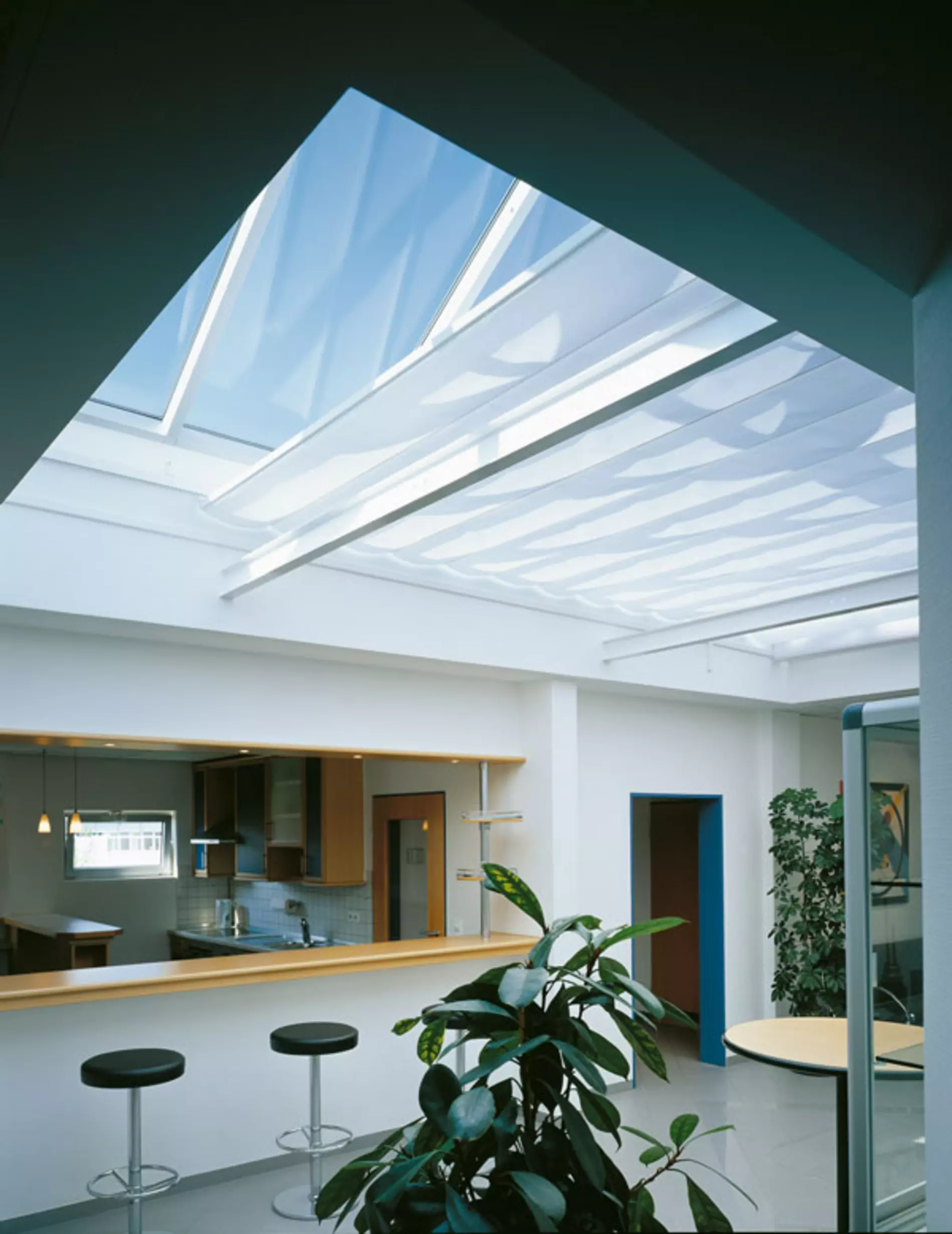 Innenbeschattung Horizontal-/Schrägbeschattung von clauss markisen Projekt GmbH
