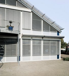 Schräg-Außenjalousien E 80 AF SRG Schräg-Außenjalousien E 80 AF SRG