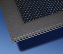 Farbige Lichtschachtabdeckungen